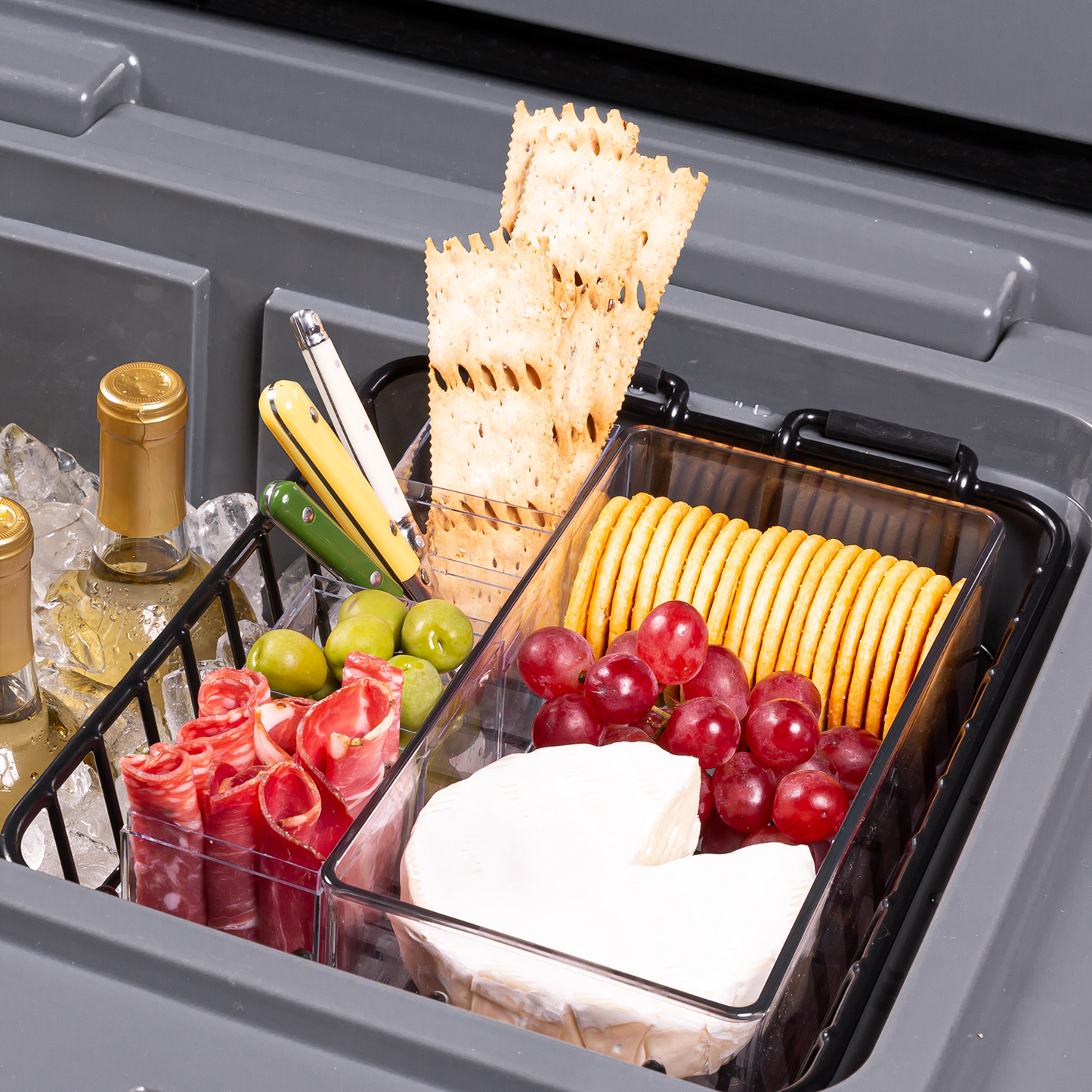 brutank-35qt-55qt-dry-rack-z1 brutank-dry-rack_accessory_alt-1.png